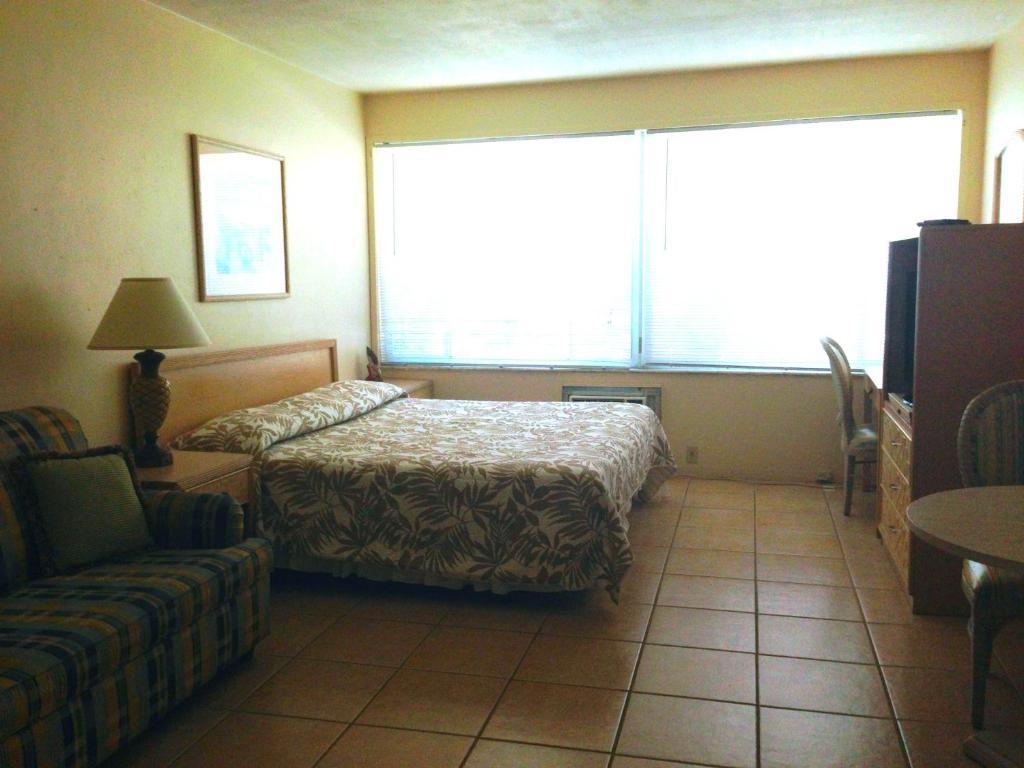 Surf Inn Hotel Hollywood Room photo